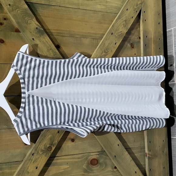 TORRID GRAY WHITE STRIPED TANK TOP PLUS SIZE 2 SHEER - Picture 6 of 7